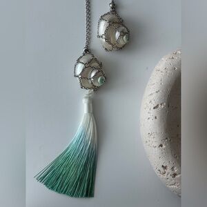 Statement Shell Tassel Necklace With Silver Color Mesh Net